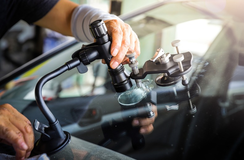 maintenance-and-repairs-chip-windscreen