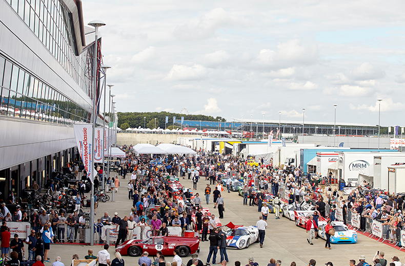 silverstone-classic-2019-pit