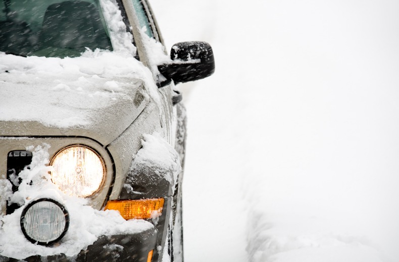 winter-caravan-lights-windscreen