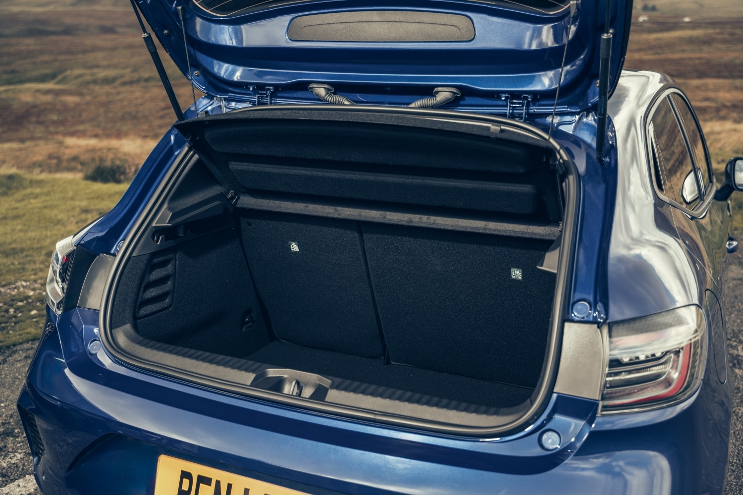 Renault Clio boot